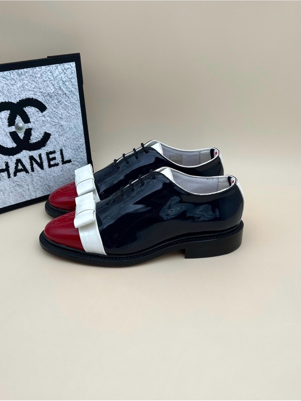 Thom Browne Tricolor Patent Leather Derby — Navy, White & Red